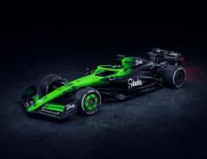 九游体育平台-关于阿斯顿马丁险胜红牛二队，汉密尔顿点燃赛场的信息