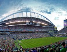 九游娱乐入口-欧冠史诗之夜，几内亚黑马撕裂不败神话，勒沃库森王朝梦碎于寒铁防线