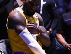 九游app下载-湖人惜败马刺，但仍将为总冠军不懈奋斗！