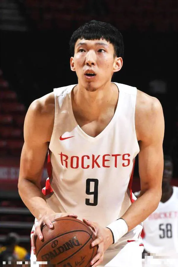 九游娱乐网页-广东宏達球员球场上发挥出色，取得成功