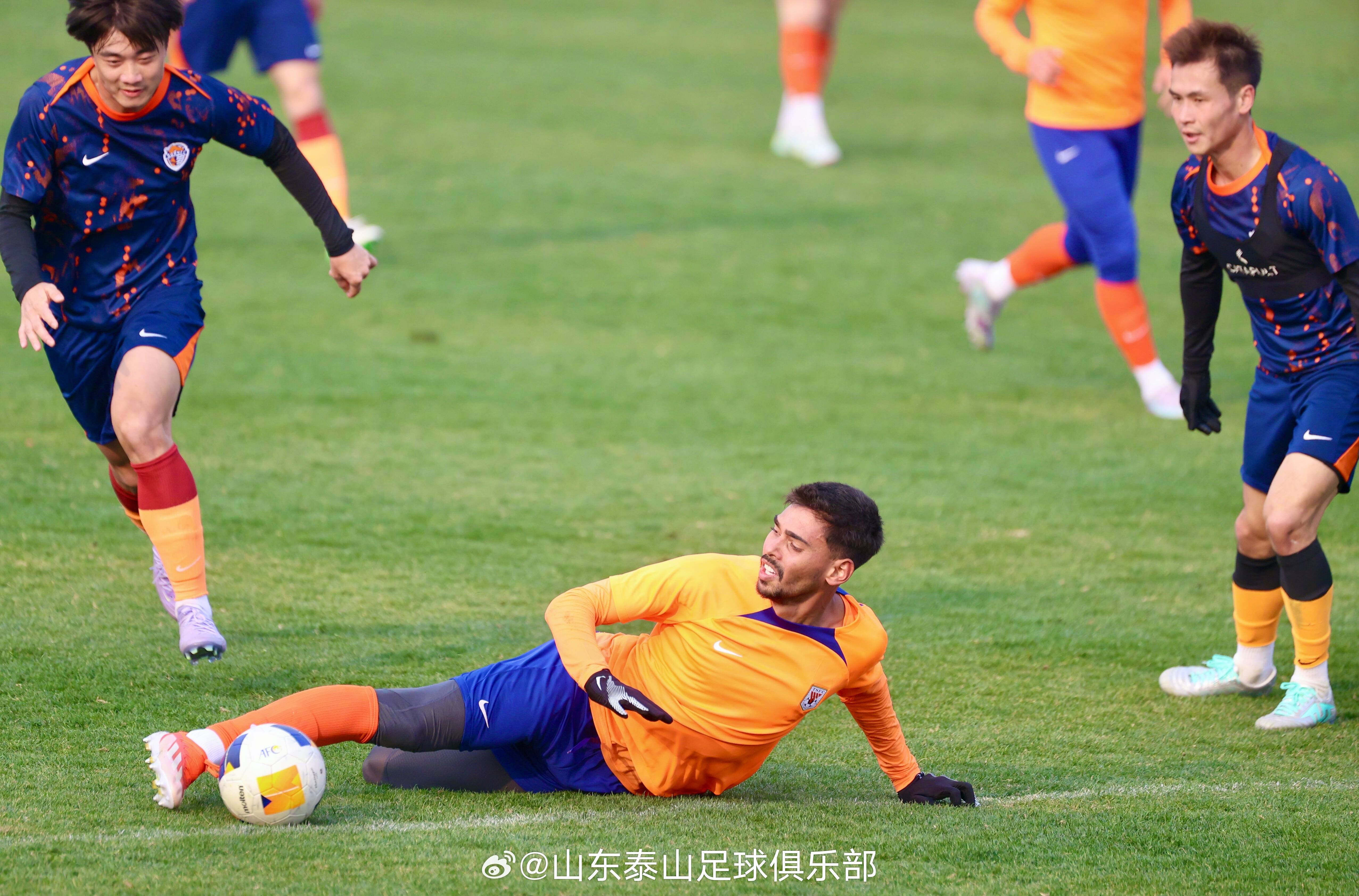 九游娱乐官方网站-深圳南山备战青岛海牛，实力坚不可摧！