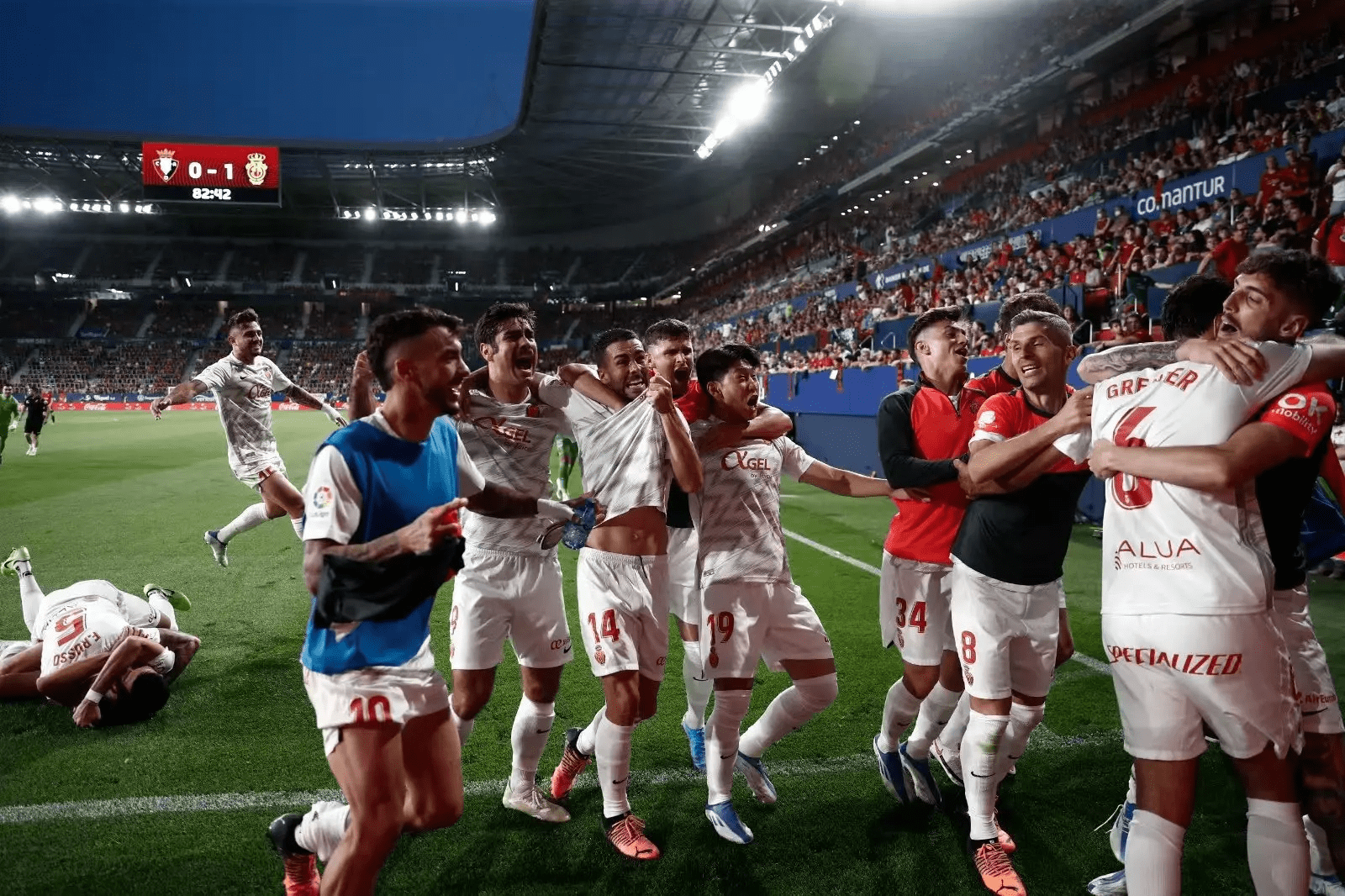 九游中国-格拉纳达关键一战临近,全队备战训练加大强度的简单介绍