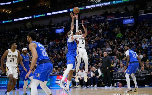 九游娱乐入口-雄鹿队击败活塞队,保持东部前四位置