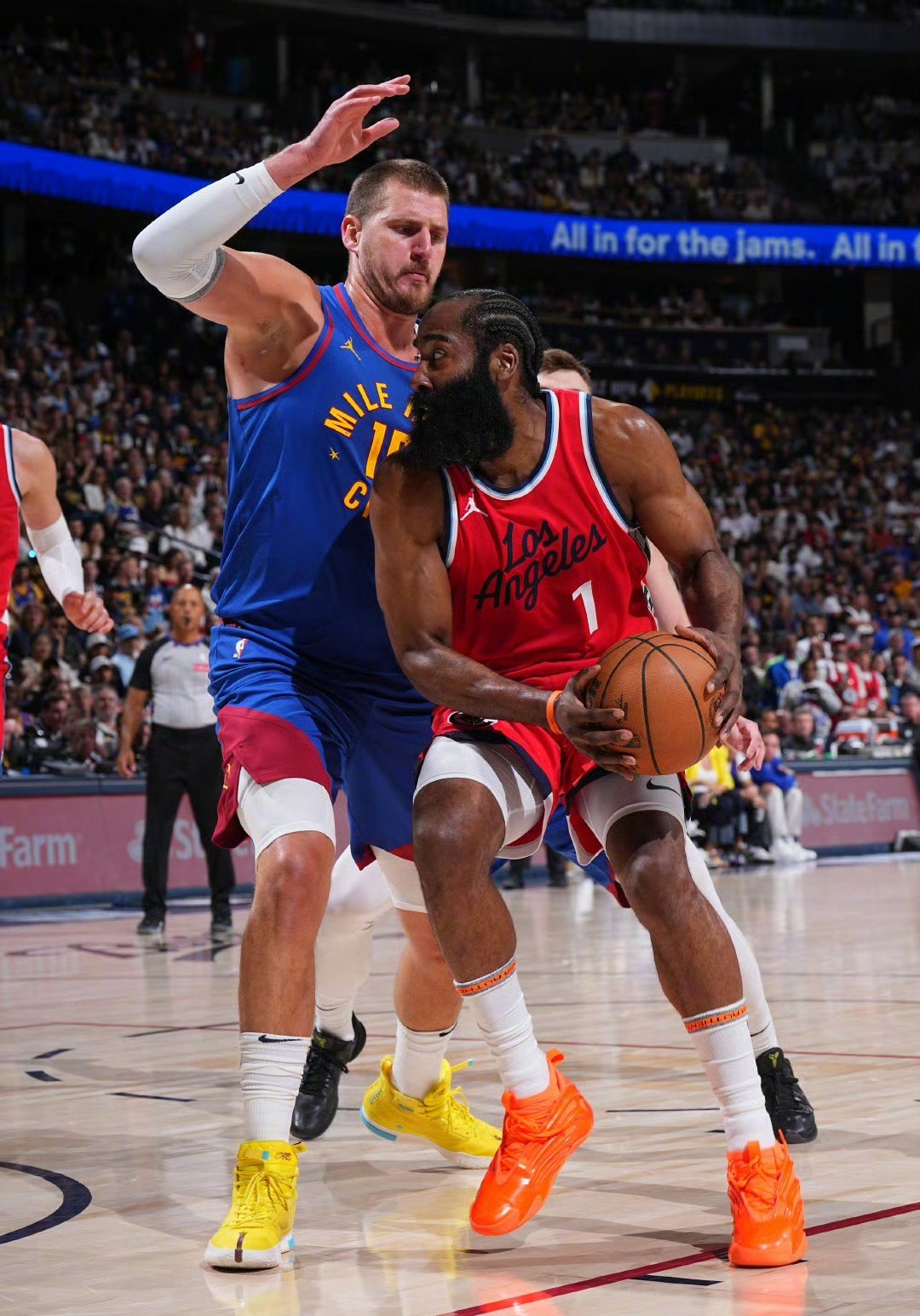 九游体育直播-掘金队意外夺冠热门,球迷期待更多精彩表现