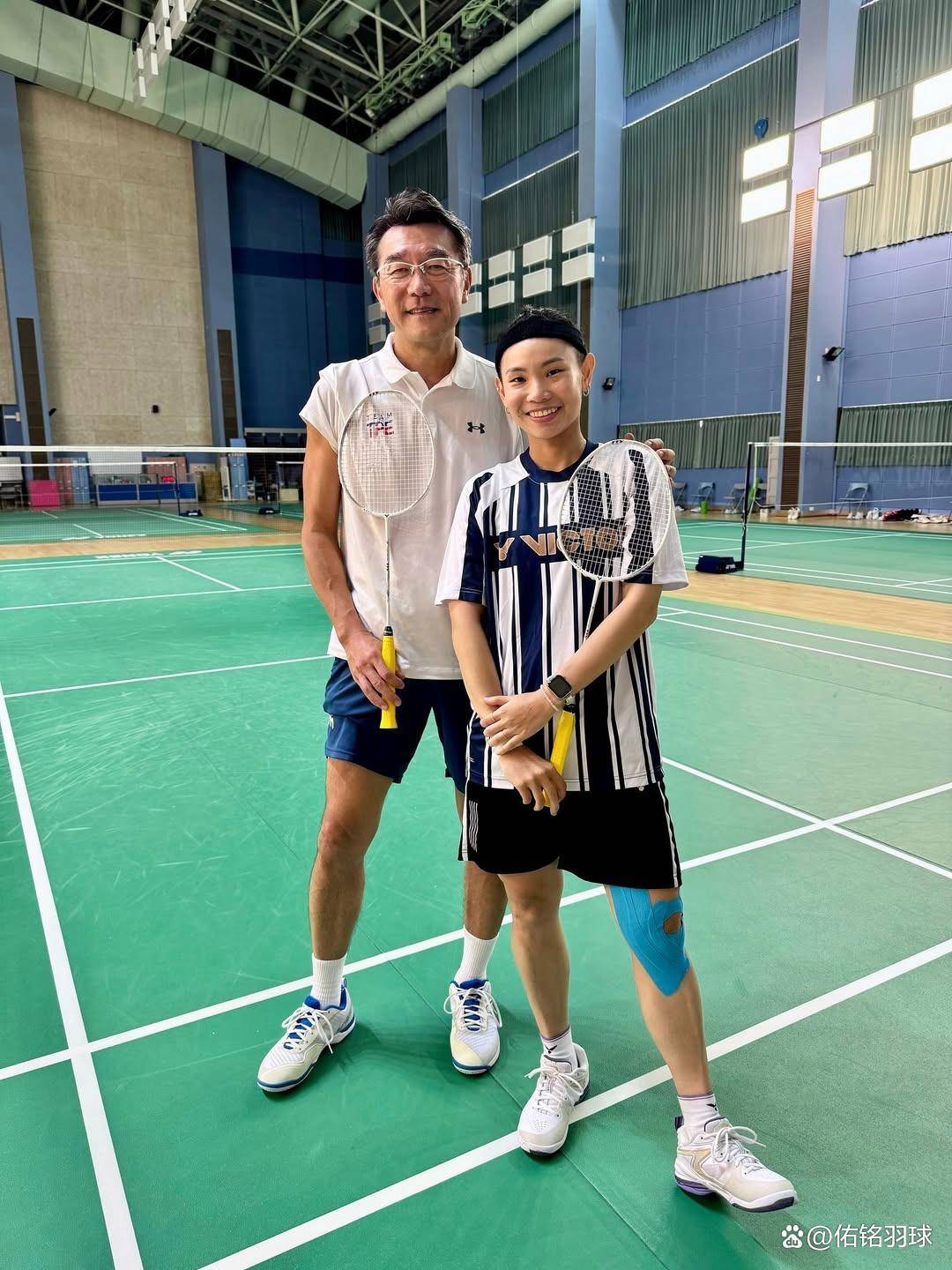 九游官网-包含中国羽毛球队轻取英格兰羽毛球队，戴资颖高光表现的词条