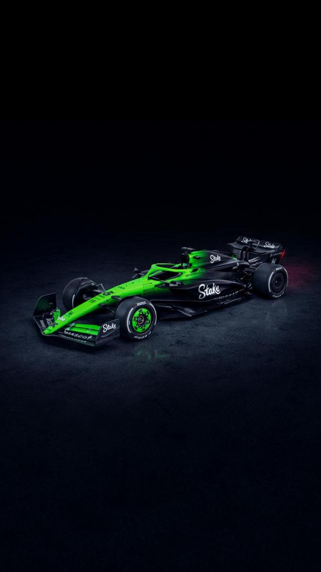 九游体育平台-关于阿斯顿马丁险胜红牛二队,汉密尔顿点燃赛场的信息